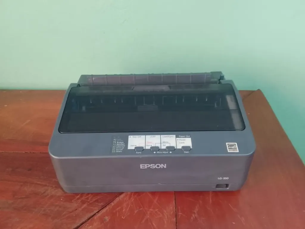 Imprimante Professionnelle Epson LQ-350 pour Factures et Multicouches